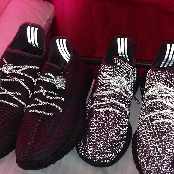 Yeezy static black